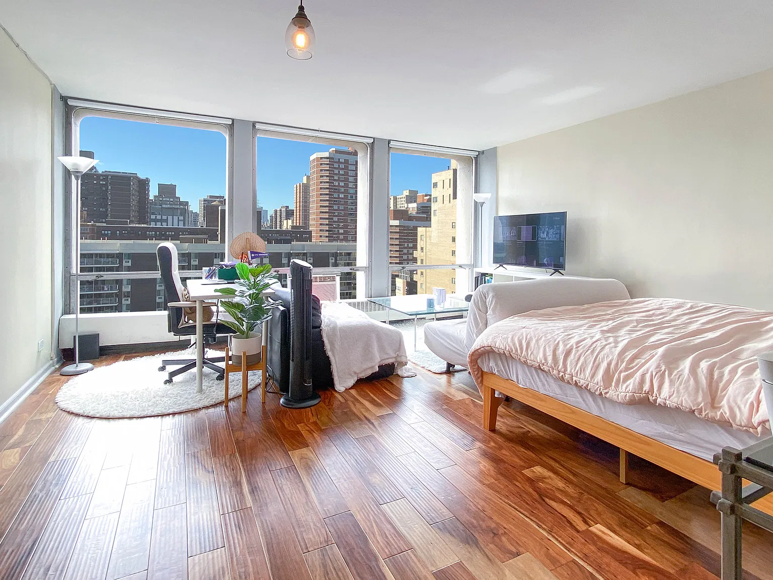 333 East 30th Street — Photo 1