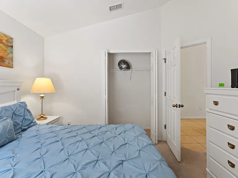 Dharma Cir — Photo 26