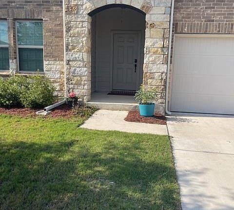 3rd image of 317 Colthorpe Ln