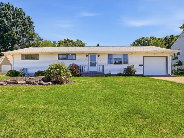 3304-3306 Beverly Ave NE, Canton, OH 44714