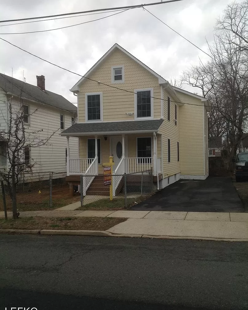 85 Center St, Freehold, NJ 07728 | Zillow