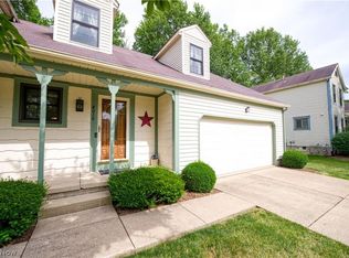 8016 Norriton Cir NW, North Canton, OH
