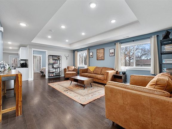 3rd image of 710 Mt Nemo Avenue