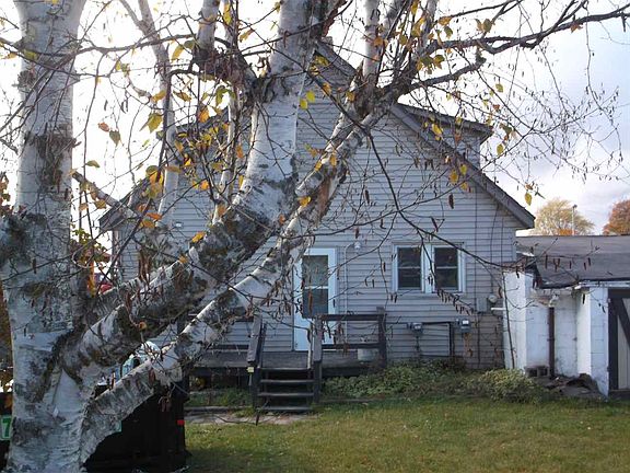 3rd image of 108 N Main St