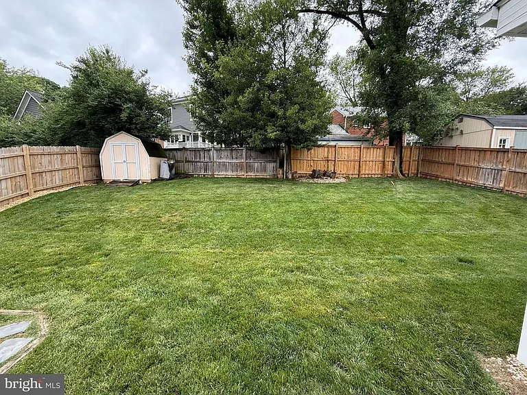 2632 N Sycamore St — Photo 19