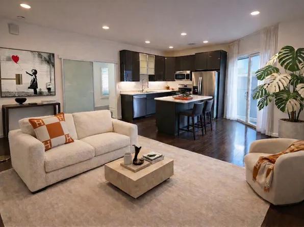 1119 Poinsettia Dr #A4, Los Angeles, CA 90046