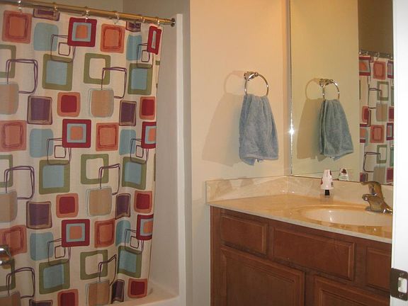 5th image of 1926 Tara Ct APT 202