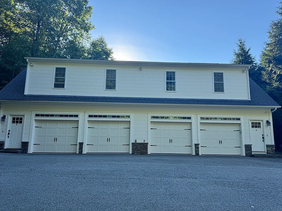 11 Old Greenville Rd #1