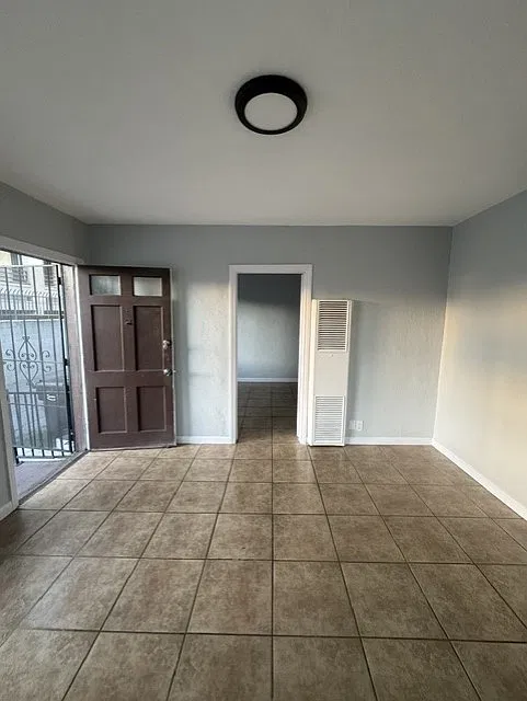 1 bed, 650 sqft, $1,950 — Photo 2
