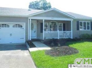 11 Rutland Dr, Toms River, NJ 08757