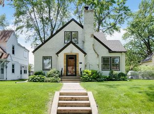 756 Montana Ave E, Saint Paul, MN 55106