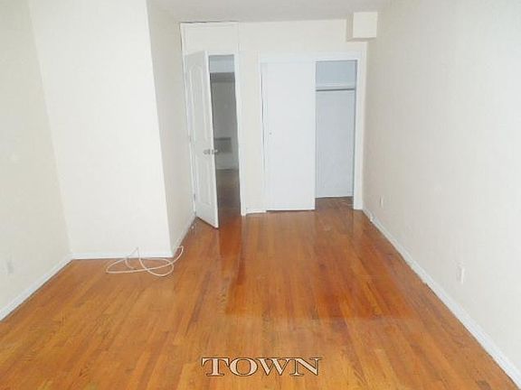 4th image of 431 E 86th St #5B