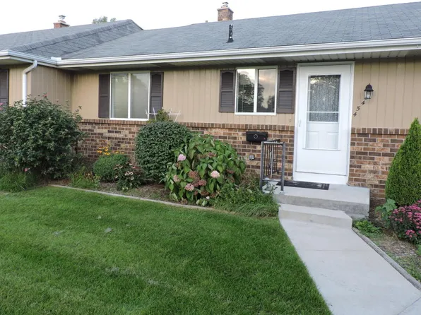 8454 Elkwood Dr SW, Byron Center, MI 49315