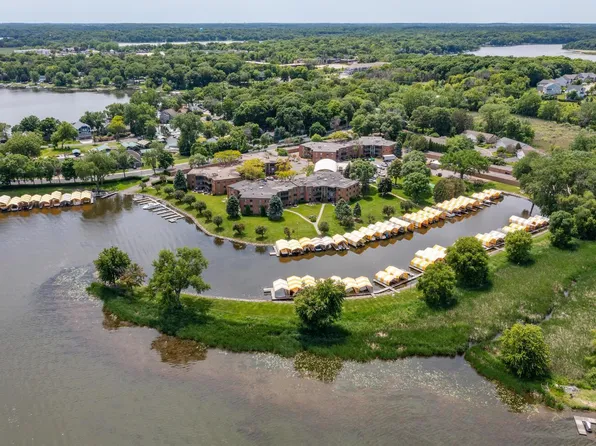 5440 Three Points Blvd APT 525, Mound, MN 55364