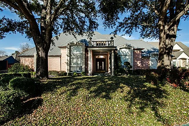 1st image of 17624 Woods Edge Dr