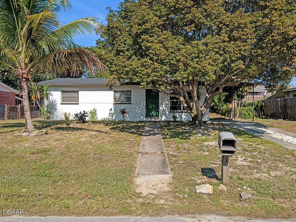 1st image of 3890 Barcelona St