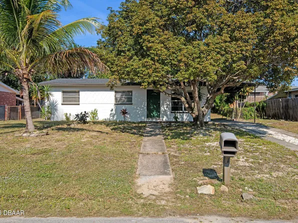 3890 Barcelona St, Titusville, FL 32796