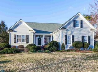 2414 Pendower Ln, Keswick, VA 22947