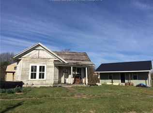 2107 Monroe Ave, Point Pleasant, WV 25550