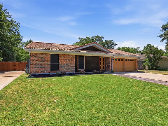 5th image of 2237 Shady Brook Dr