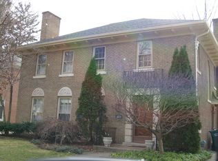 26379 York Rd, Huntington Woods, MI 48070