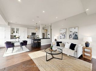 34 Plains Rd E #605, Burlington, ON L7T0B9