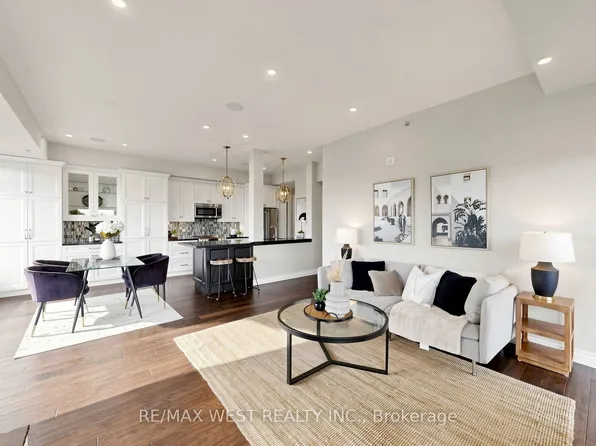 34 Plains Rd E #605, Burlington, ON L7T 0B9