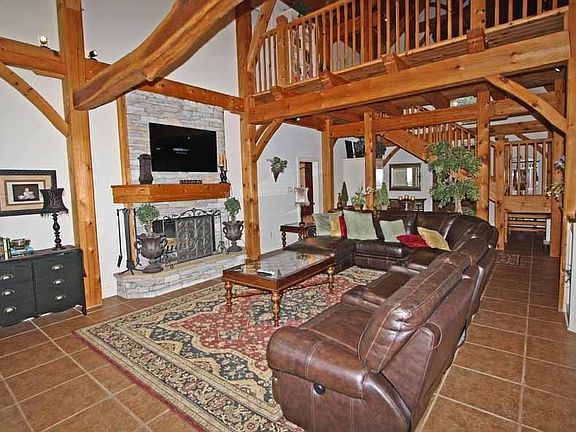 5th image of 4226 Lazy Creek Dr
