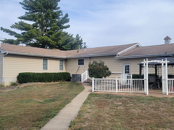 4th image of 645 Quarry Rd