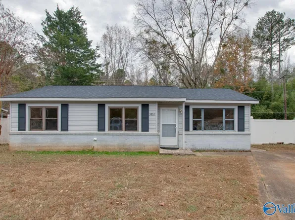 3907 W Oak Way SW, Huntsville, AL 35805