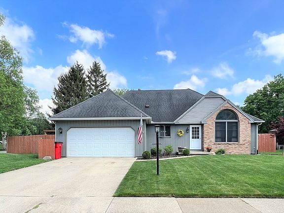 3rd image of 2501 Southwood Dr