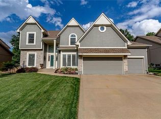 5305 Chouteau St, Shawnee, KS 66226