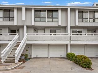 19 Barlovento Ct #7, Newport Beach, CA 92663