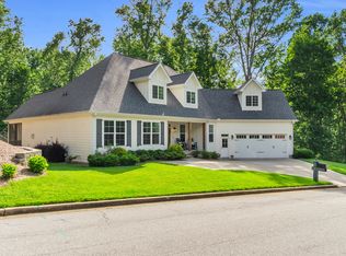 500 River Walk Dr, Simpsonville, SC 29681