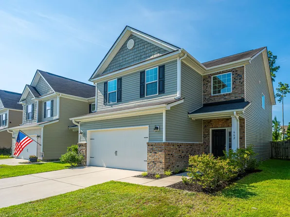 662 Redbud Ln, Summerville, SC 29486
