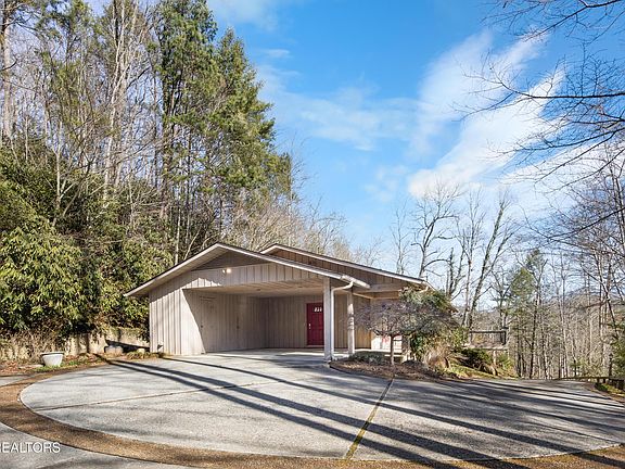 3rd image of 333 Gatlin Dr