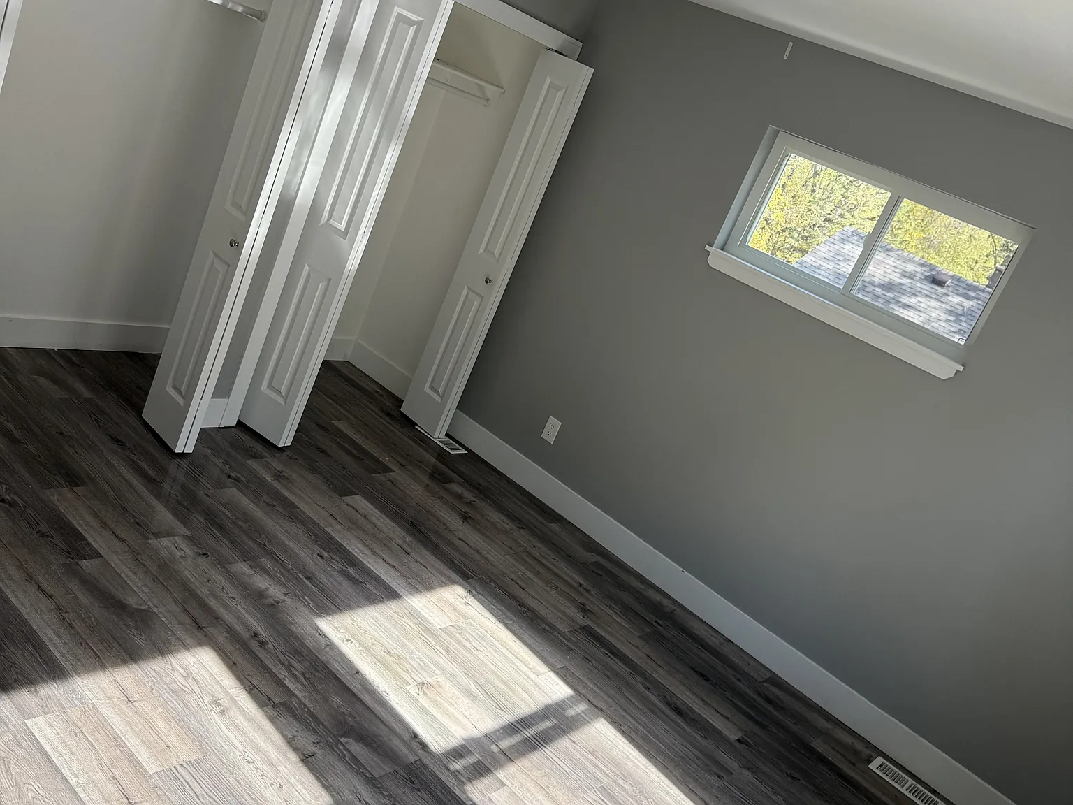 3224 W Miller Duplex - 1 — Photo 3