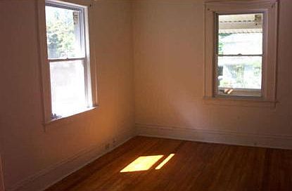 5th image of 33 Elmwood Ave
