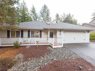 223 Highland Dr, Port Ludlow, WA 98365