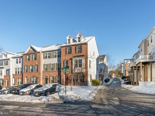 3567 Woodlake Dr Unit 5, Silver Spring, MD 20904