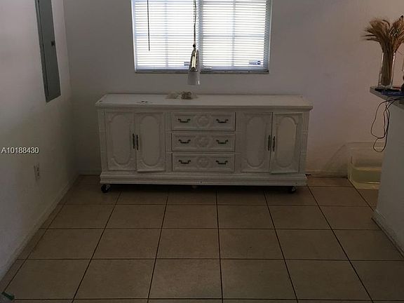 3rd image of 410 NW 19th Ter #53