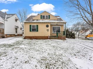 14102 Krems Ave, Maple Heights, OH 44137