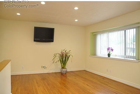 3rd image of 811 S Bross St