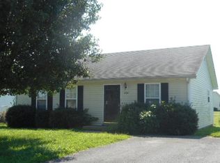 524 Constellation Dr, Bowling Green, KY 42101
