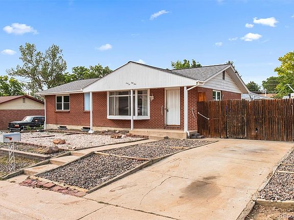 2nd image of 4259 E Fremont Avenue