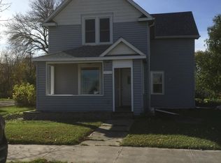 410 Oldham Ave, Manvel, ND 58256