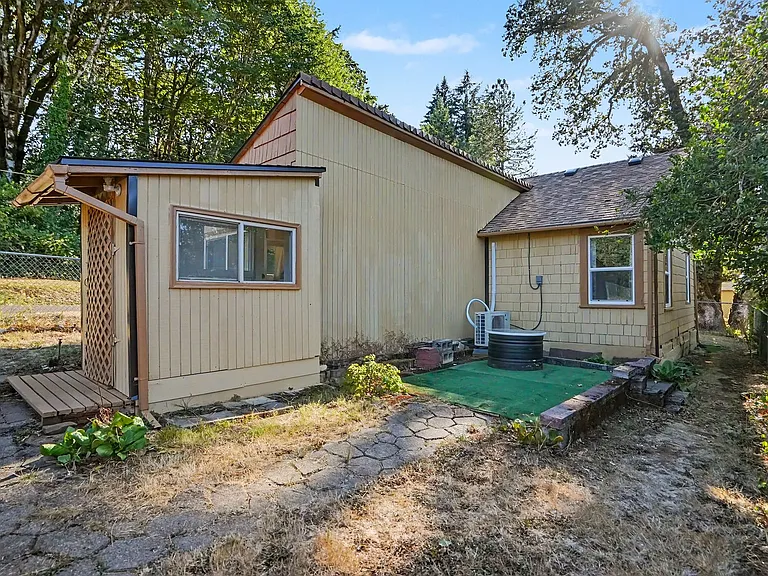 30645 Fisher St — Photo 25