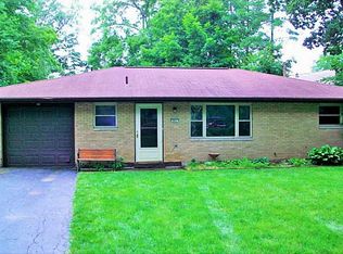 907 Oakland Dr, Dayton, OH 45434