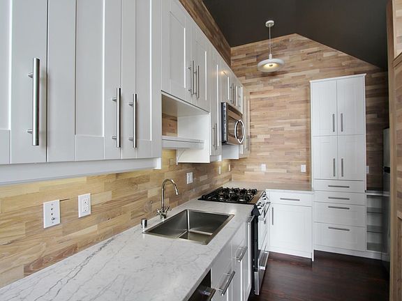 3rd image of 87 Glover St
