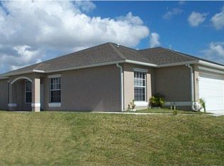 511 Hancock Bridge Pkwy, Cape Coral, FL 33990